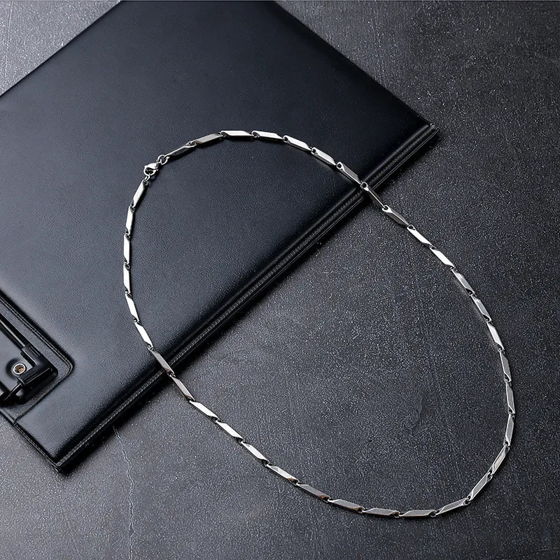 The Bloc solid steel chain